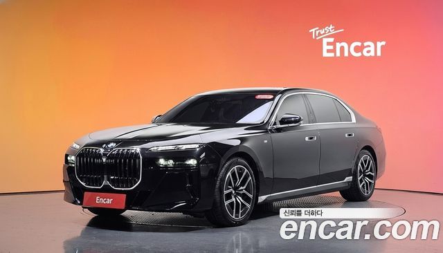 BMW 7-Series 740i xDrive M Sport
