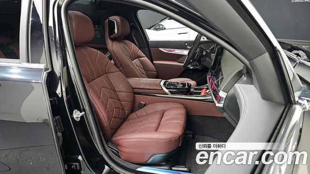 BMW 7-Series 740i xDrive M Sport
