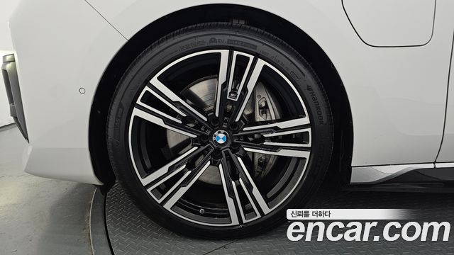 BMW 7-Series 750e xDrive M Sport