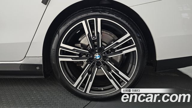 BMW 7-Series 750e xDrive M Sport