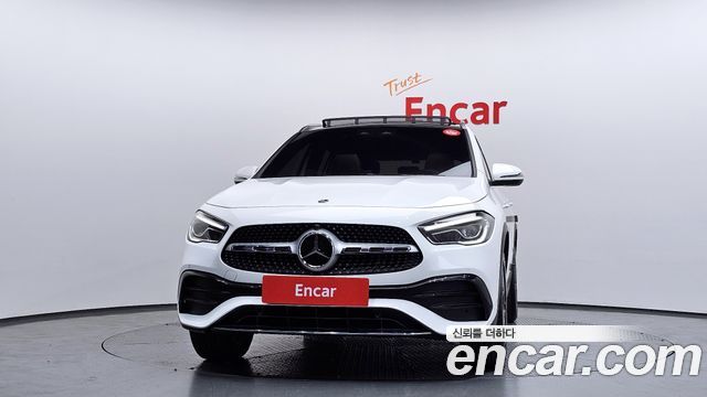 Mercedes-Benz GLA-Class GLA250 4MATIC