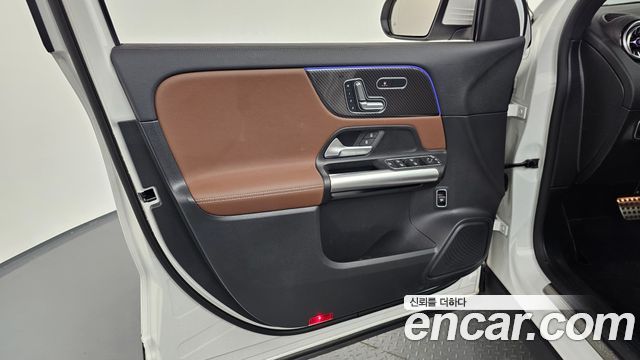 Mercedes-Benz GLA-Class GLA250 4MATIC