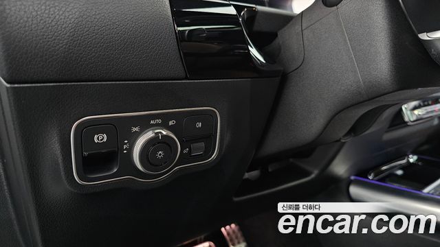 Mercedes-Benz GLA-Class GLA250 4MATIC