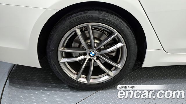 BMW 5-Series 520d M Sport Package Plus