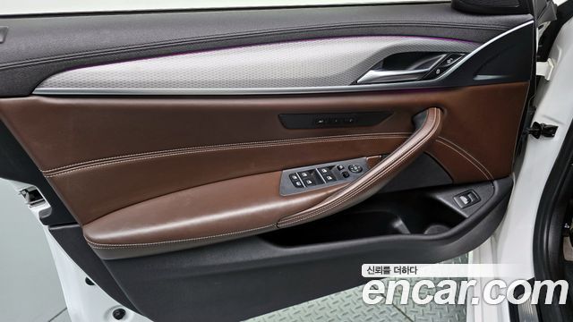 BMW 5-Series 520d M Sport Package Plus