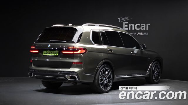 BMW X7 xDrive 40i M Sport 7STR