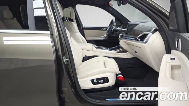 BMW X7 xDrive 40i M Sport 7STR
