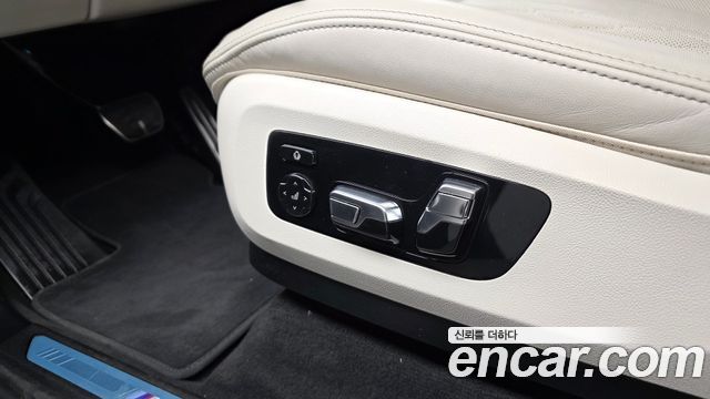BMW X7 xDrive 40i M Sport 7STR