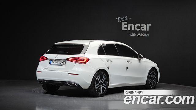 Mercedes-Benz A-Class A220 Hatchback