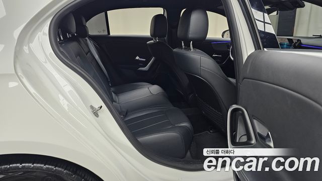 Mercedes-Benz A-Class A220 Hatchback