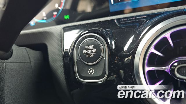 Mercedes-Benz A-Class A220 Hatchback
