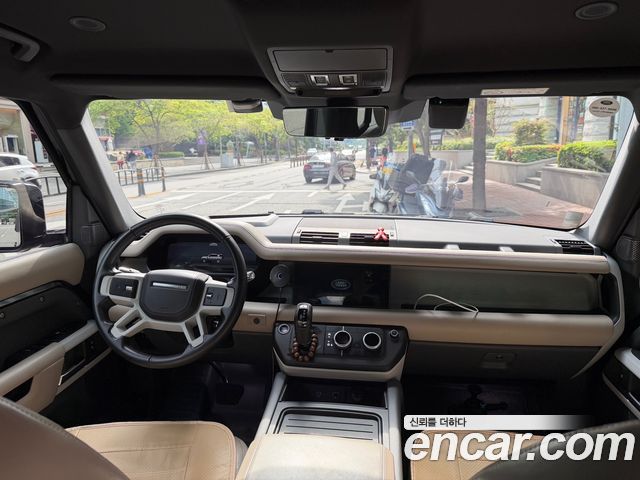 Land Rover Defender 110 D300 HSE