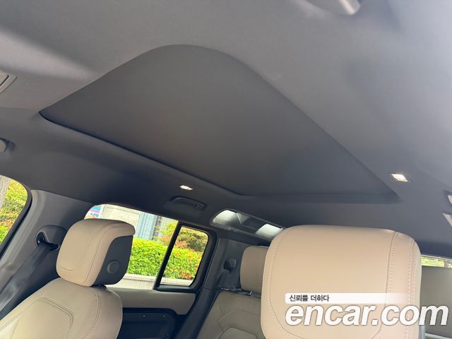 Land Rover Defender 110 D300 HSE