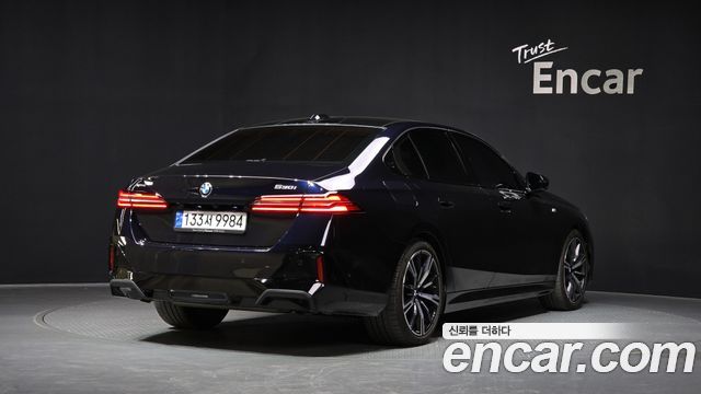BMW 5-Series 530i xDrive M Sport