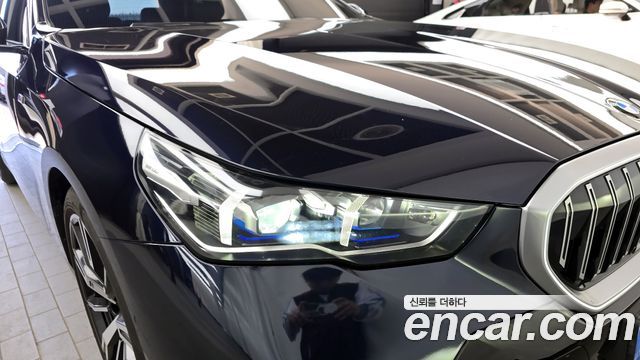 BMW 5-Series 530i xDrive M Sport