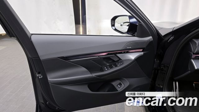 BMW 5-Series 530i xDrive M Sport