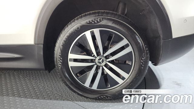 Mercedes-Benz GLB-Class GLB200 d