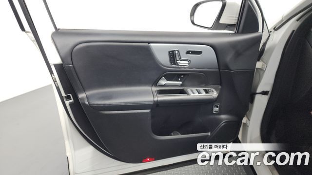 Mercedes-Benz GLB-Class GLB200 d