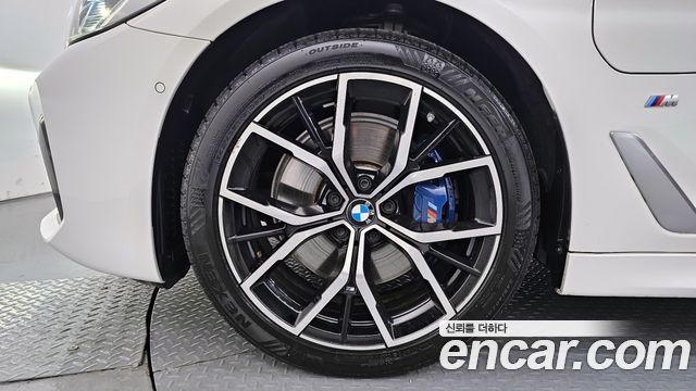 BMW 5-Series 530e M Sport