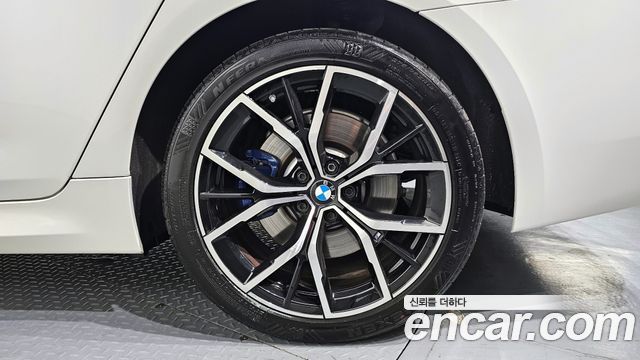 BMW 5-Series 530e M Sport