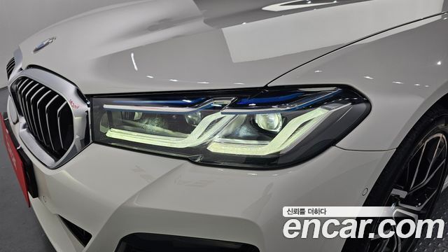BMW 5-Series 530e M Sport