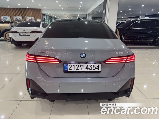 BMW 5-Series 523d xDrive M Sport