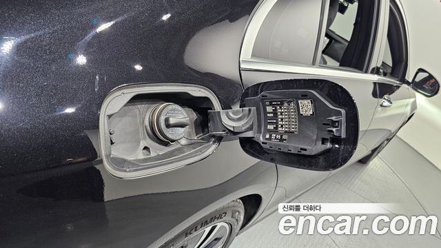 Mercedes-Benz E-Class E250 Avantgarde