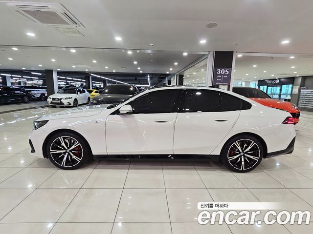 BMW 5-Series 530i xDrive M Sport Pro Special Edition