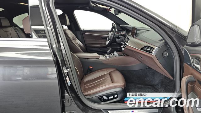 BMW 5-Series 520i M Sport