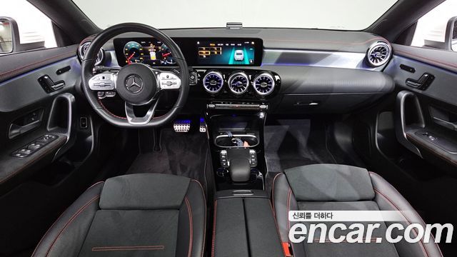 Mercedes-Benz CLA-Class CLA250 4MATIC