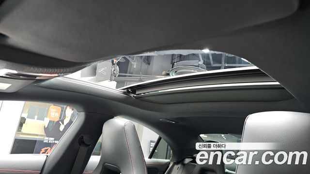 Mercedes-Benz CLA-Class CLA250 4MATIC