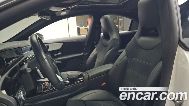 Mercedes-Benz CLA-Class CLA250 4MATIC