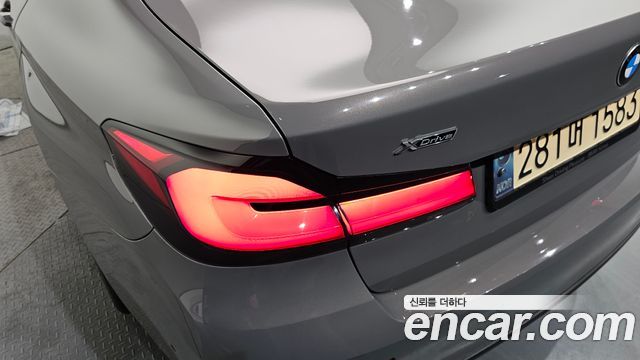 BMW 5-Series 523d xDrive Luxury