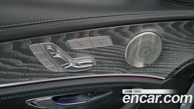 Mercedes-Benz E-Class E350 4MATIC AMG Line