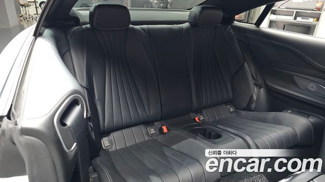 Mercedes-Benz E-Class E450 4MATIC Coupe
