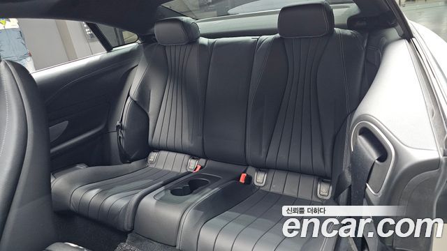 Mercedes-Benz E-Class E450 4MATIC Coupe