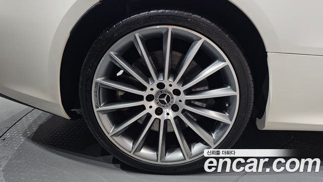 Mercedes-Benz E-Class E450 4MATIC Coupe