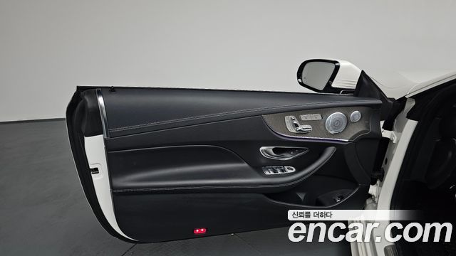 Mercedes-Benz E-Class E450 4MATIC Coupe