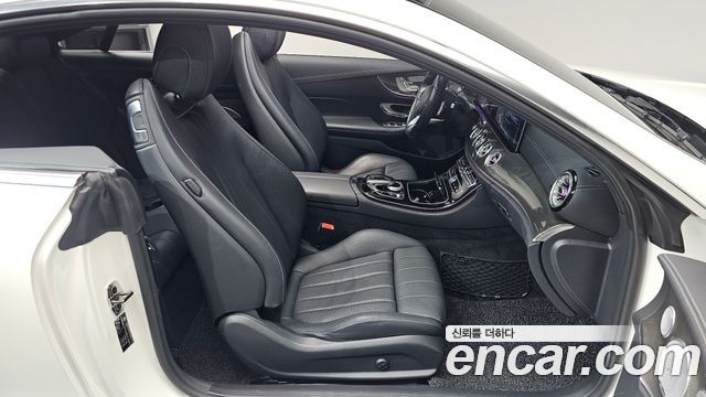 Mercedes-Benz E-Class E450 4MATIC Coupe