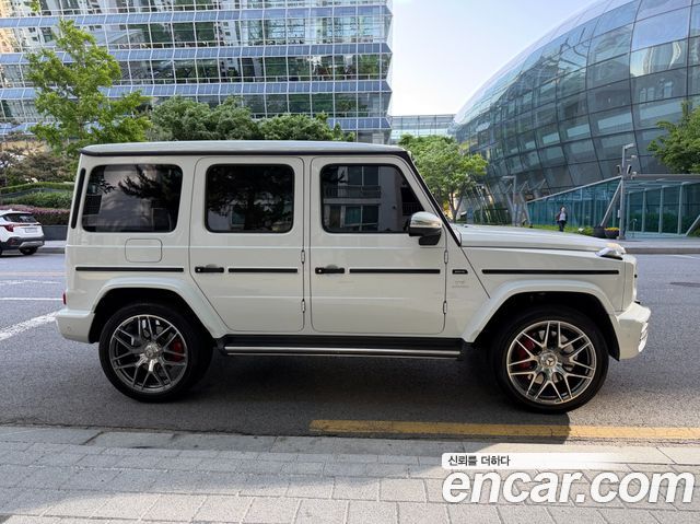 Mercedes-Benz G-Class AMG G63 Manufaktur