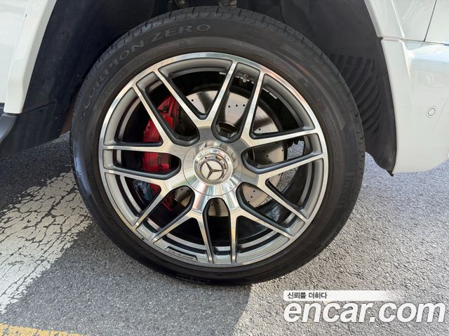 Mercedes-Benz G-Class AMG G63 Manufaktur