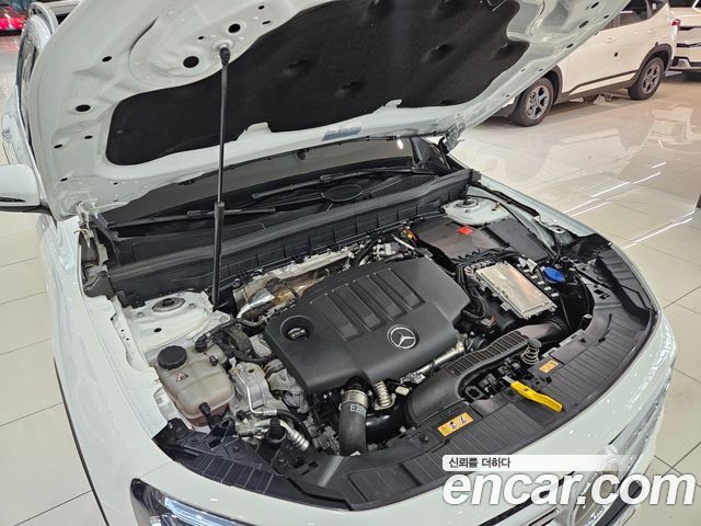 Mercedes-Benz GLB-Class GLB200 d