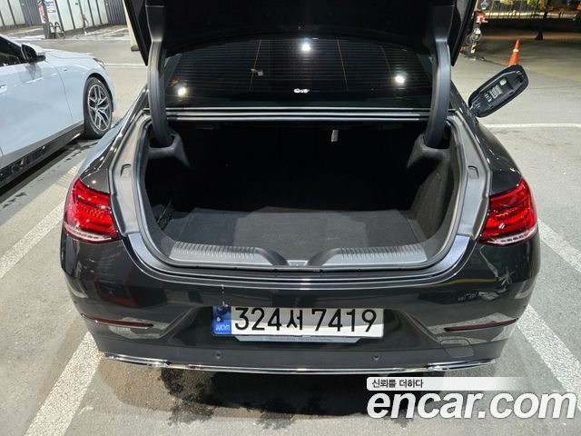 Mercedes-Benz CLS-Class CLS300d 4MATIC