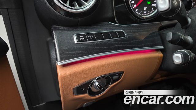 Mercedes-Benz E-Class E220d Coupe