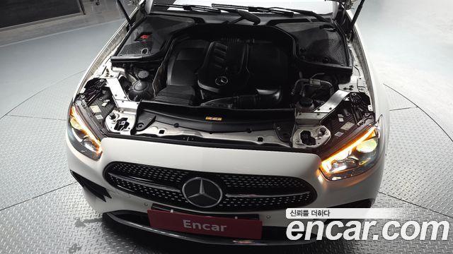 Mercedes-Benz E-Class E300d 4MATIC Coupe
