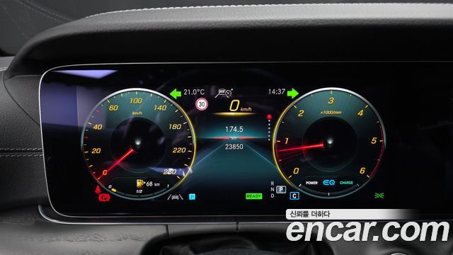 Mercedes-Benz E-Class E300d 4MATIC Coupe