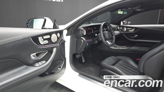 Mercedes-Benz E-Class E300d 4MATIC Coupe