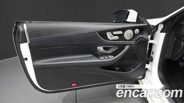 Mercedes-Benz E-Class E300d 4MATIC Coupe