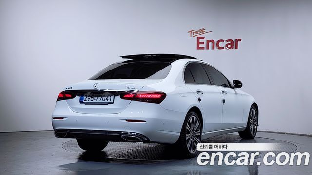 Mercedes-Benz E-Class E450 4MATIC Exclusive
