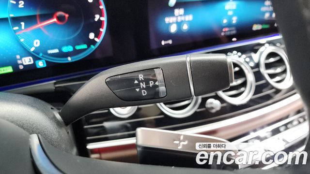 Mercedes-Benz E-Class E450 4MATIC Exclusive